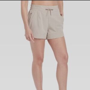 All in Motion Tan Cargo Shorts Elastic Waistband